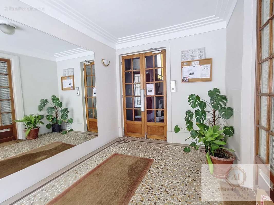 Appartement à PARIS-15E