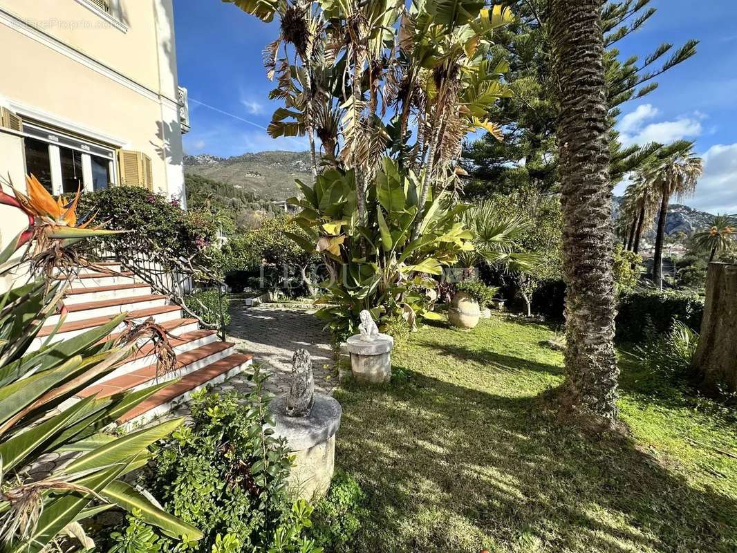 Appartement à MENTON