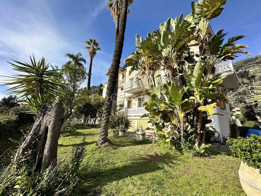 Appartement à MENTON