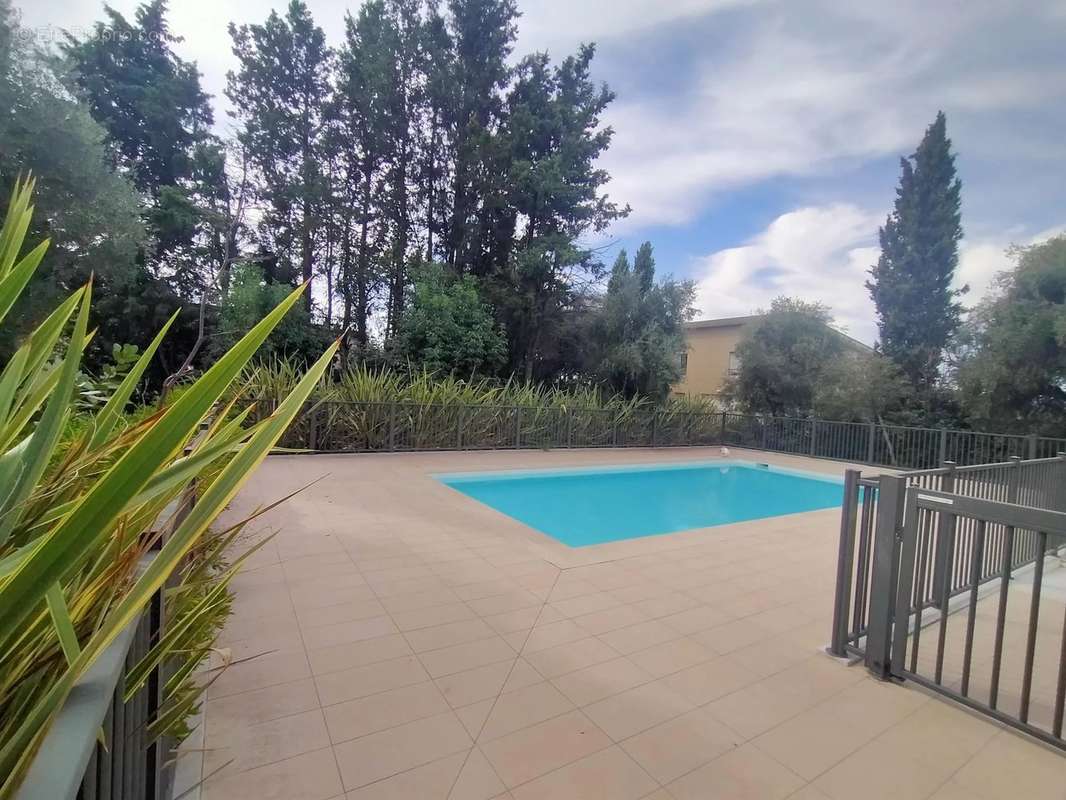 Appartement à MOUGINS