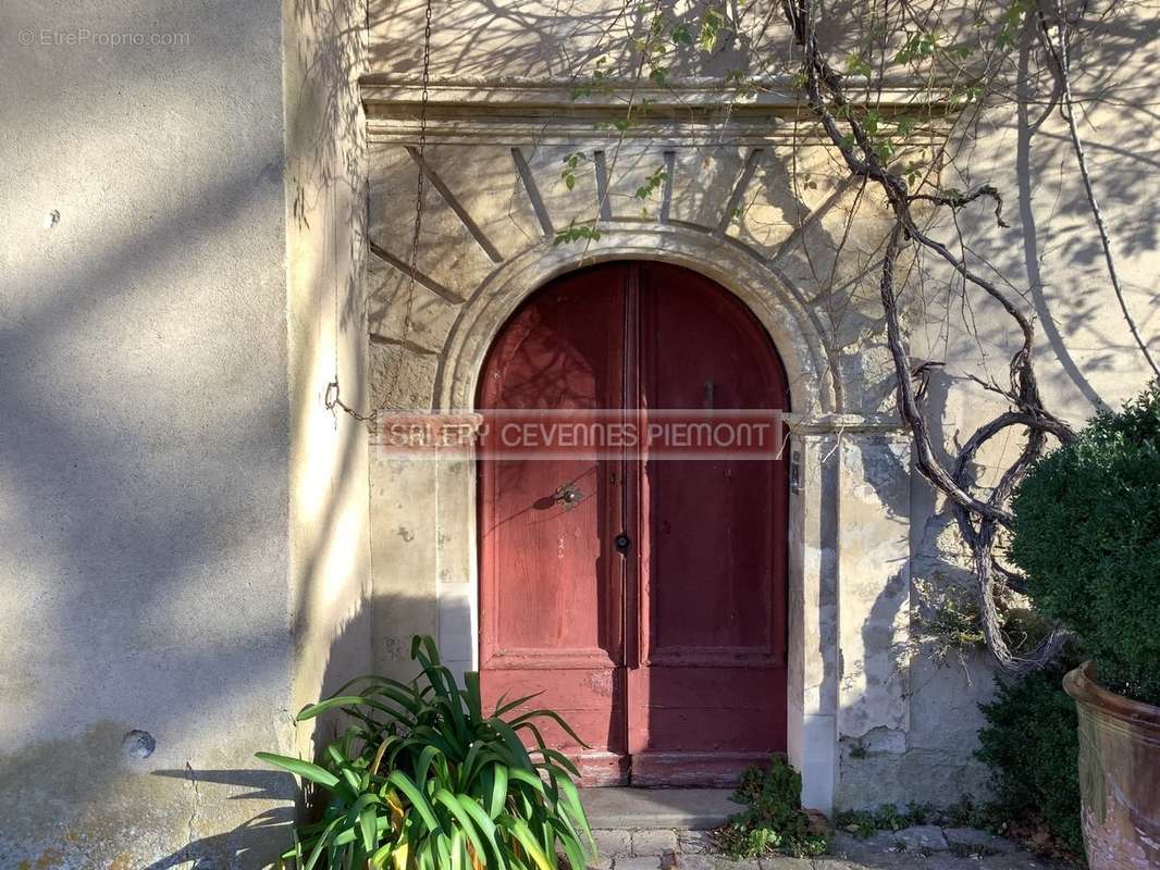 Maison à UZES