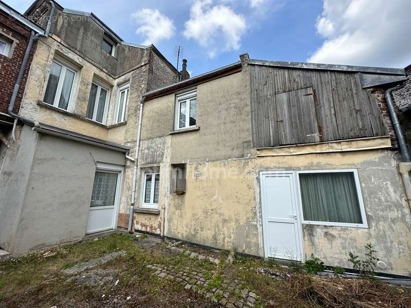 Maison à SAINT-QUENTIN