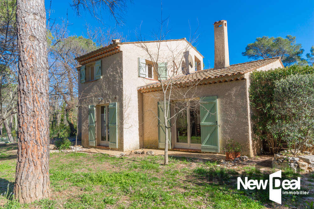 Maison à FAYENCE