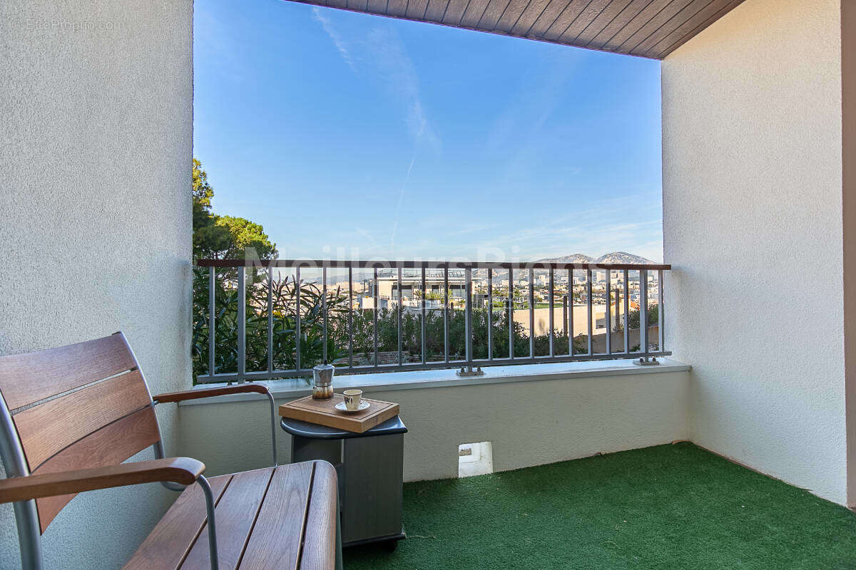 Appartement à MARSEILLE-8E