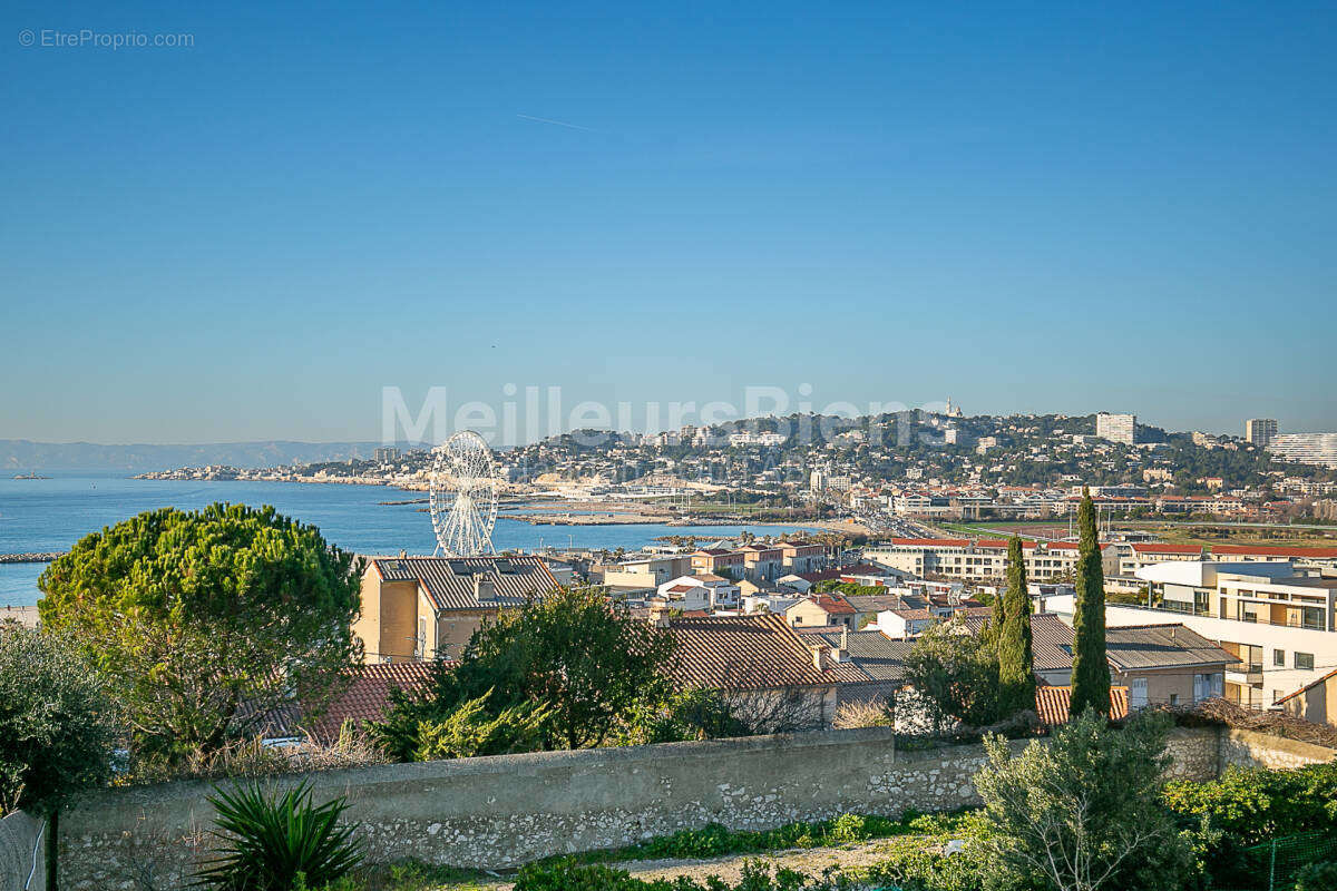 Appartement à MARSEILLE-8E