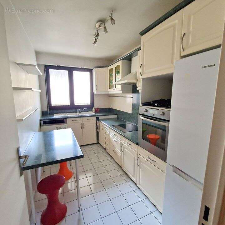 Appartement à ASNIERES-SUR-SEINE