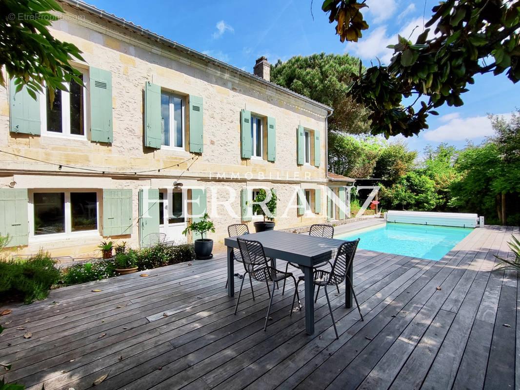 Maison à LIBOURNE