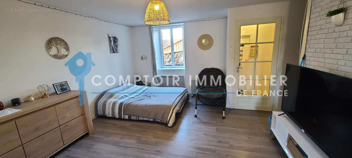 Appartement à MONTREJEAU