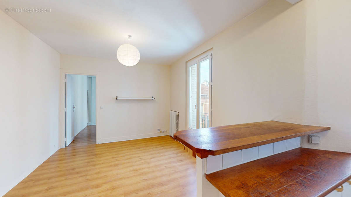 Appartement à MAISONS-ALFORT