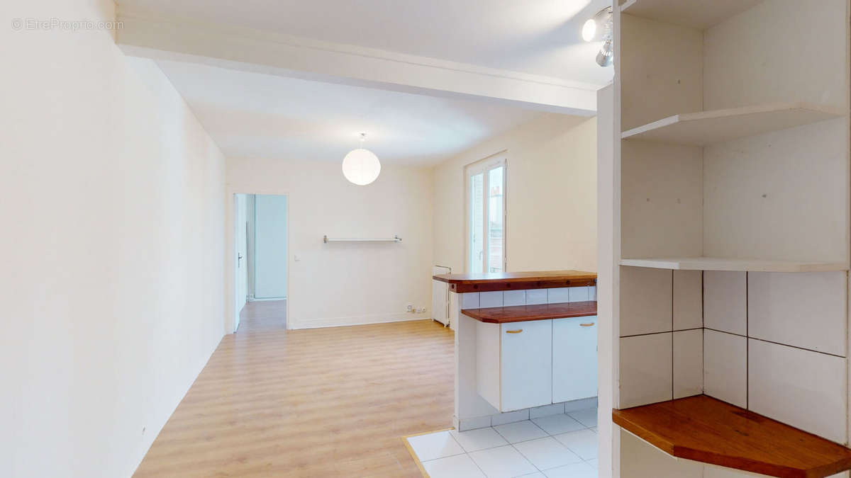 Appartement à MAISONS-ALFORT