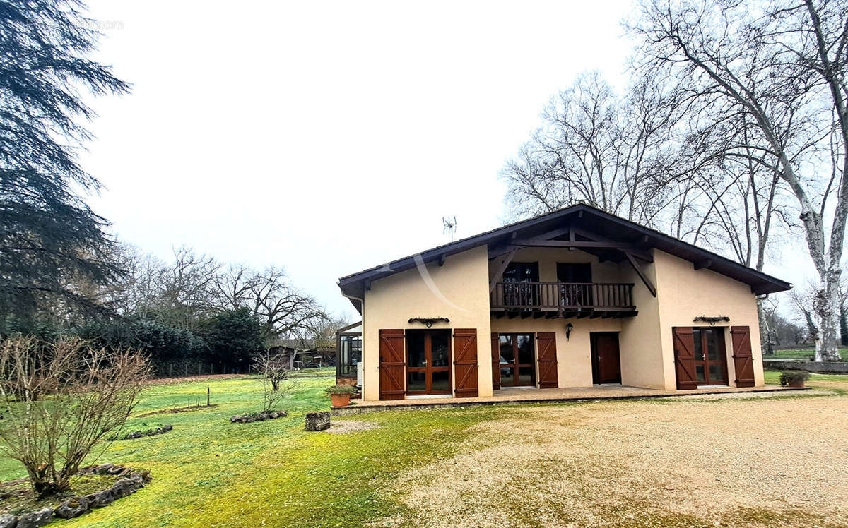 Maison à LABASTIDE-D&#039;ARMAGNAC