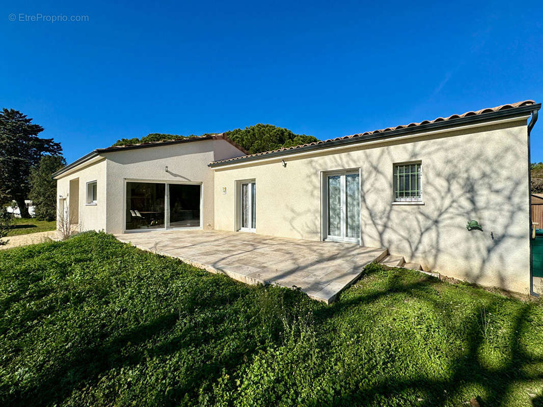 Maison à BAGNOLS-SUR-CEZE