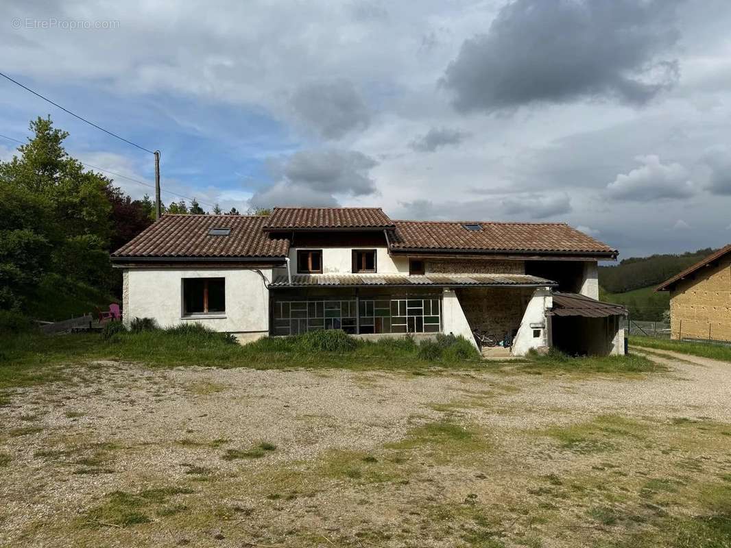 Maison à COUR-ET-BUIS