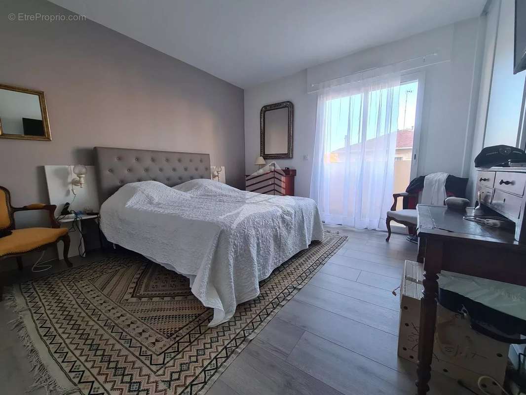 Appartement à SAINT-RAPHAEL