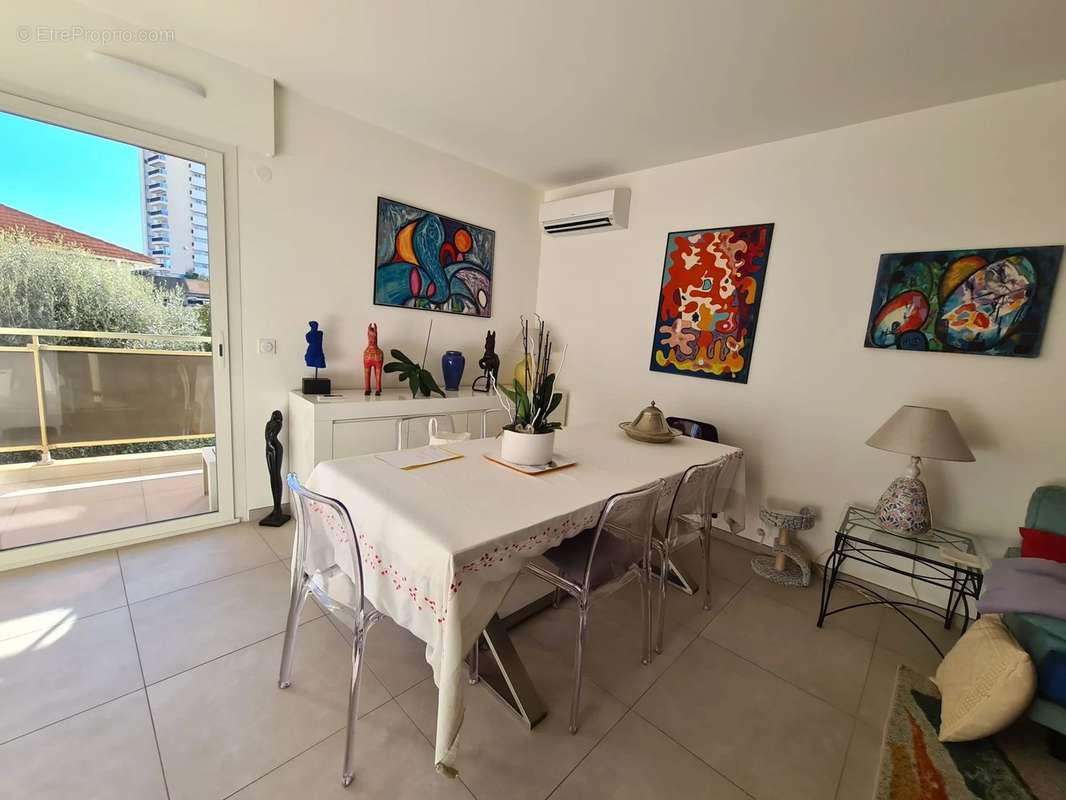 Appartement à SAINT-RAPHAEL