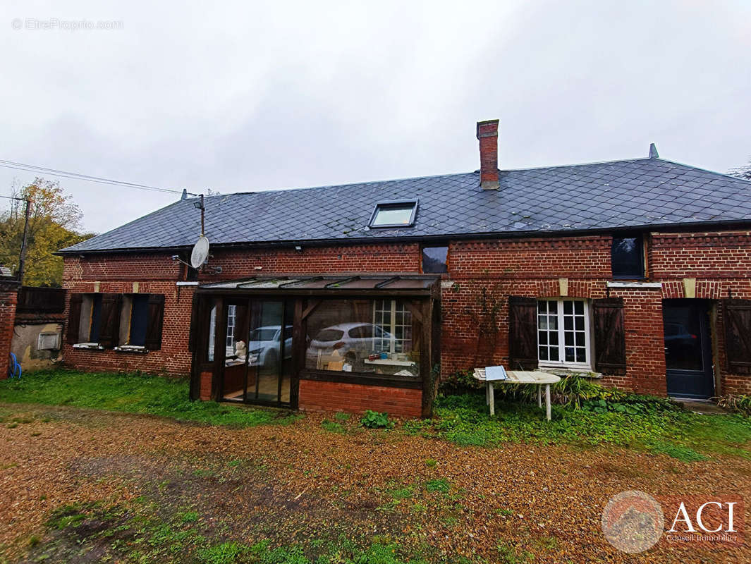 Maison à SAINTE-GENEVIEVE