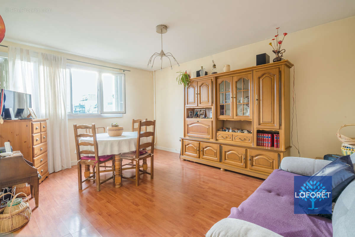 Appartement à BONDY