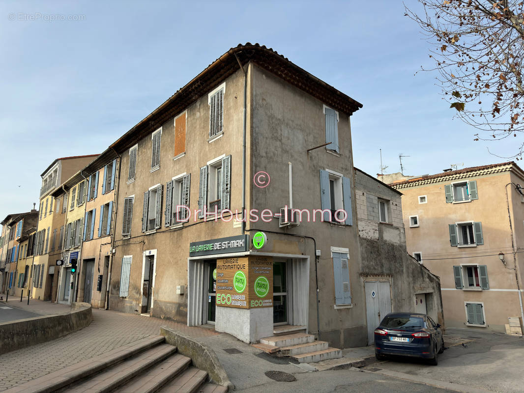 Appartement à SAINT-MAXIMIN-LA-SAINTE-BAUME