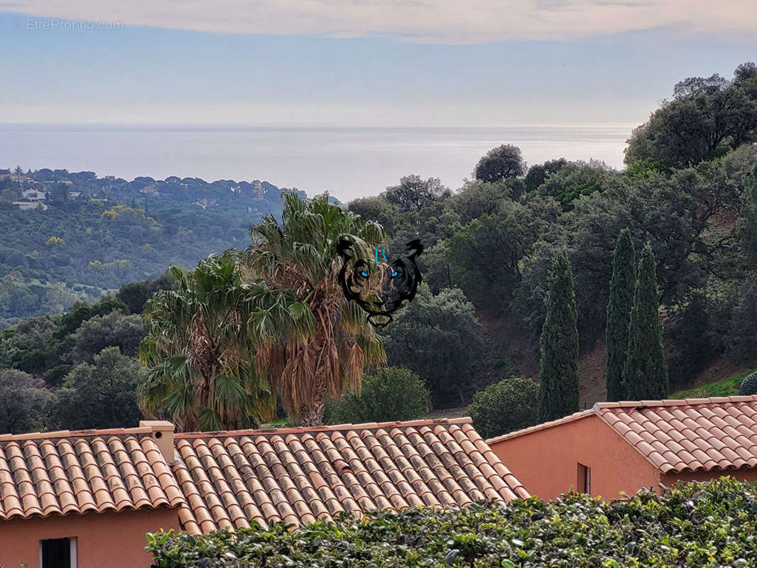 Appartement à LES ISSAMBRES