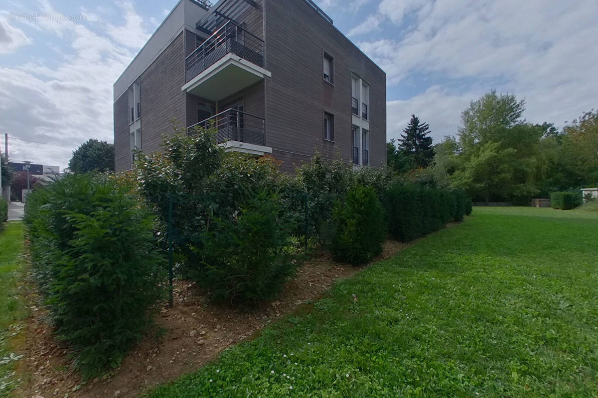 Appartement à CARRIERES-SOUS-POISSY