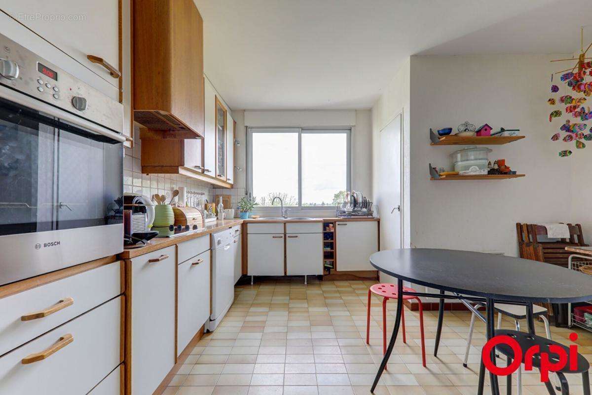 Appartement à CALUIRE-ET-CUIRE