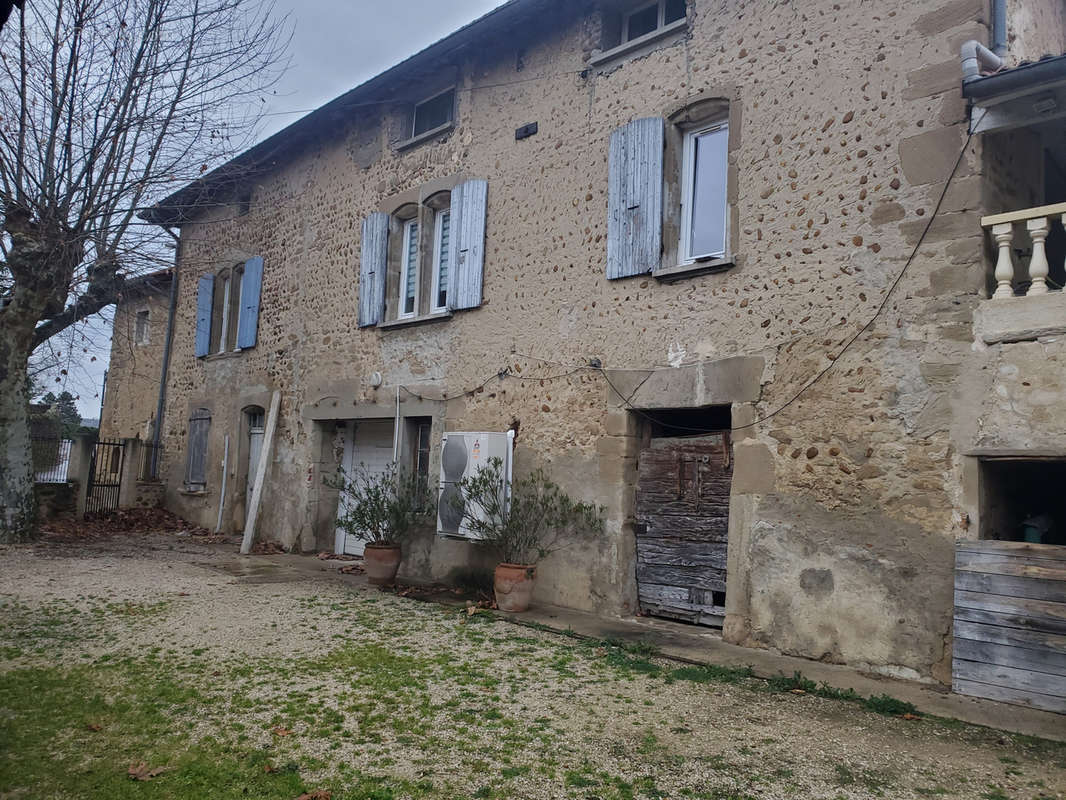 Maison à SAINT-BARTHELEMY-DE-VALS