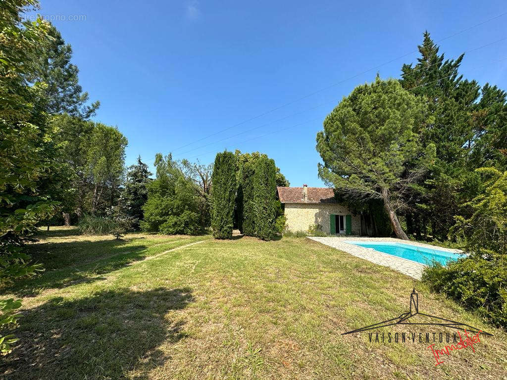 Maison à VAISON-LA-ROMAINE