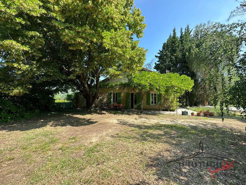 Maison à VAISON-LA-ROMAINE