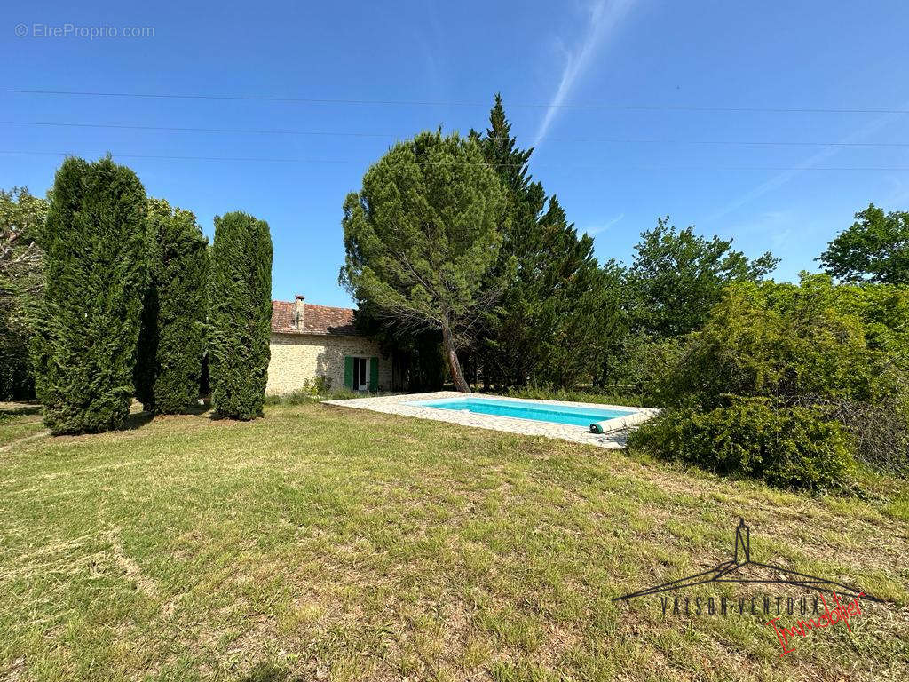 Maison à VAISON-LA-ROMAINE