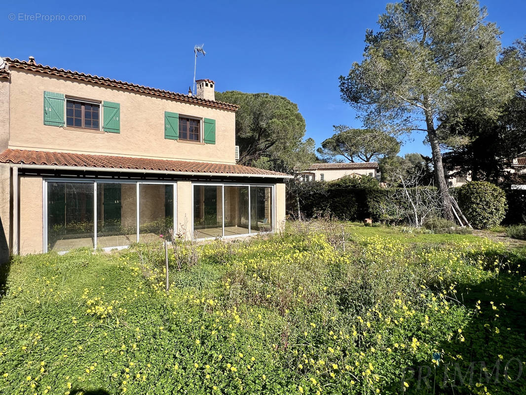 Maison à SAINT-RAPHAEL