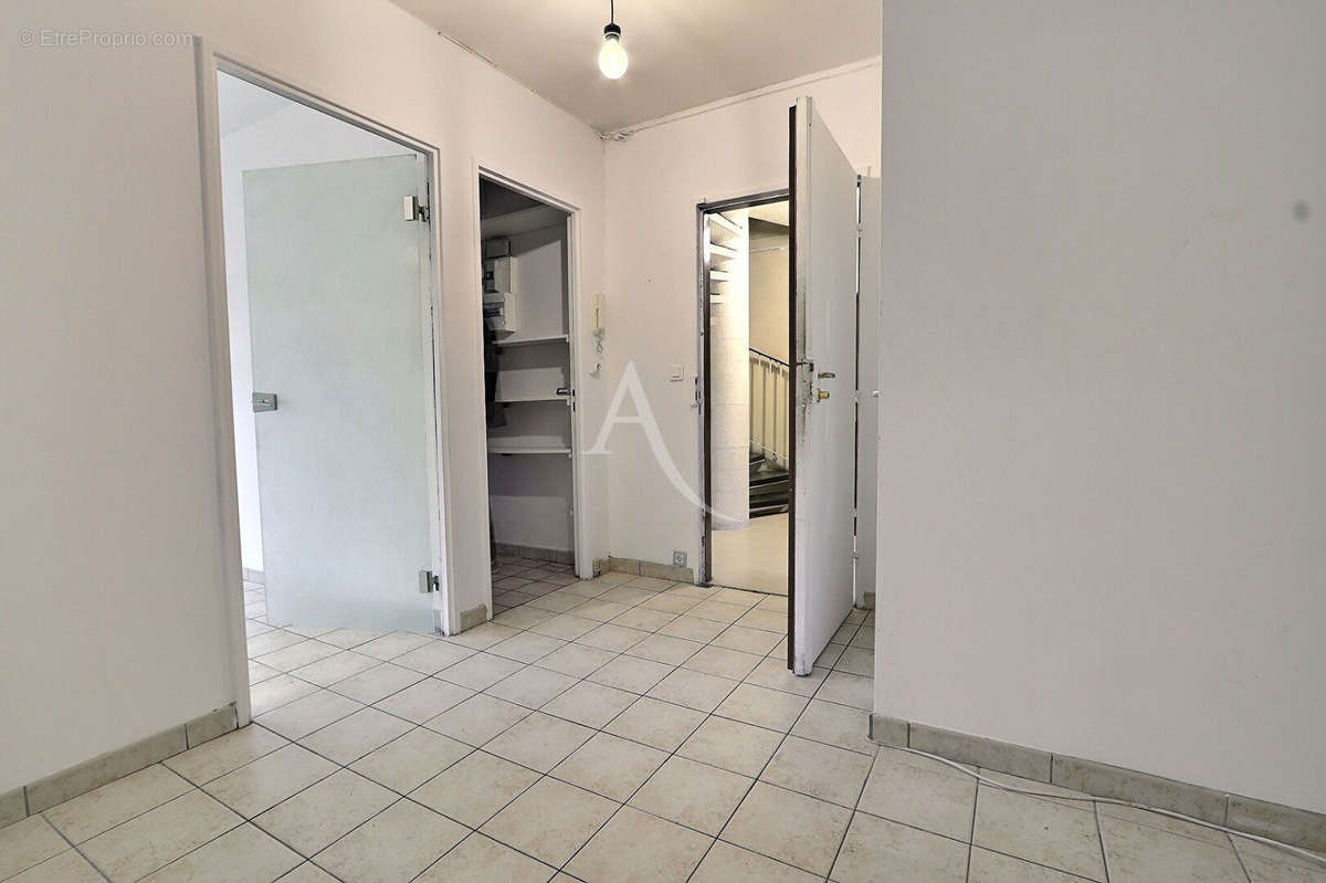 Appartement à AUBERVILLIERS