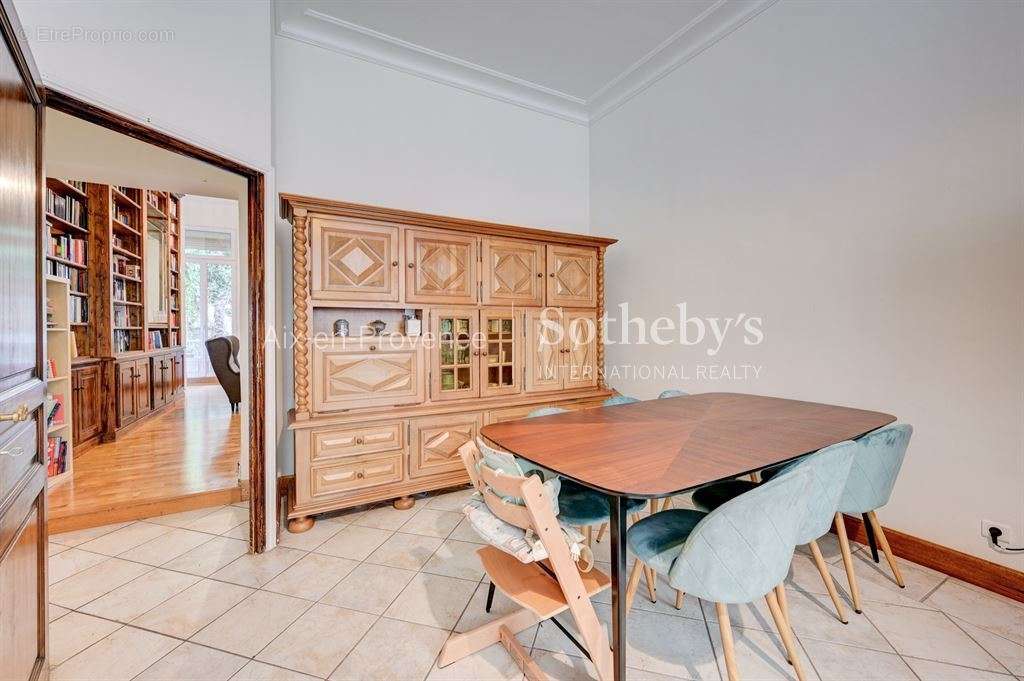 Appartement à AIX-EN-PROVENCE