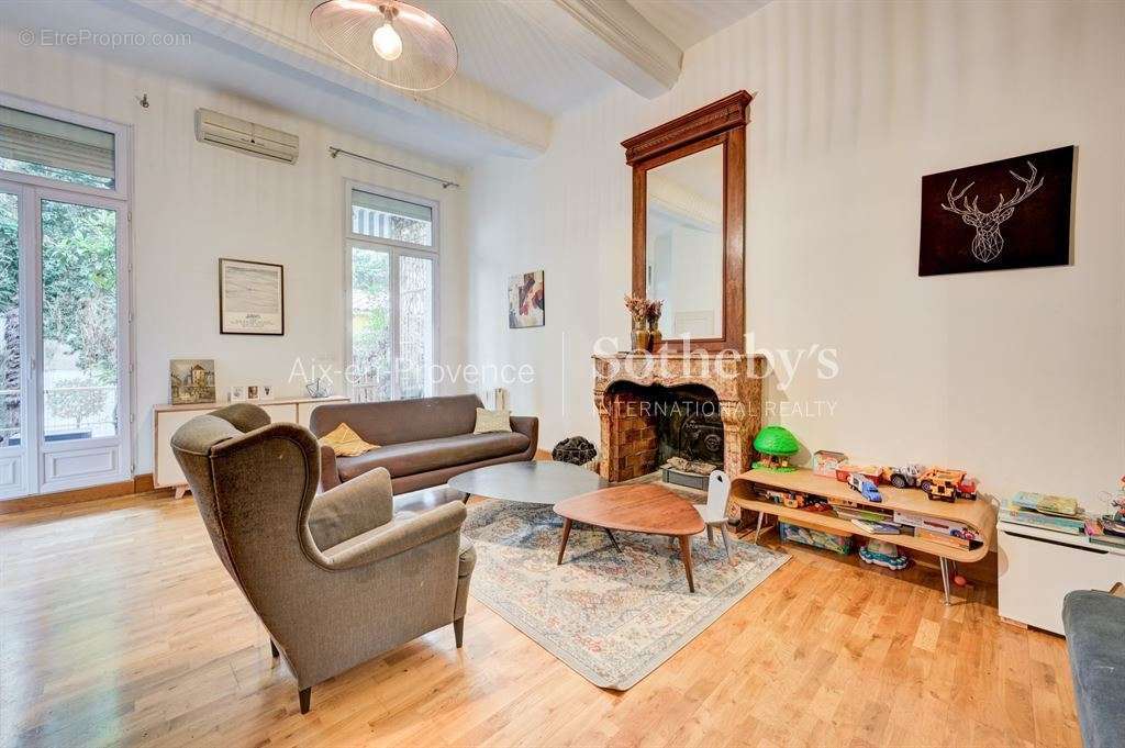 Appartement à AIX-EN-PROVENCE