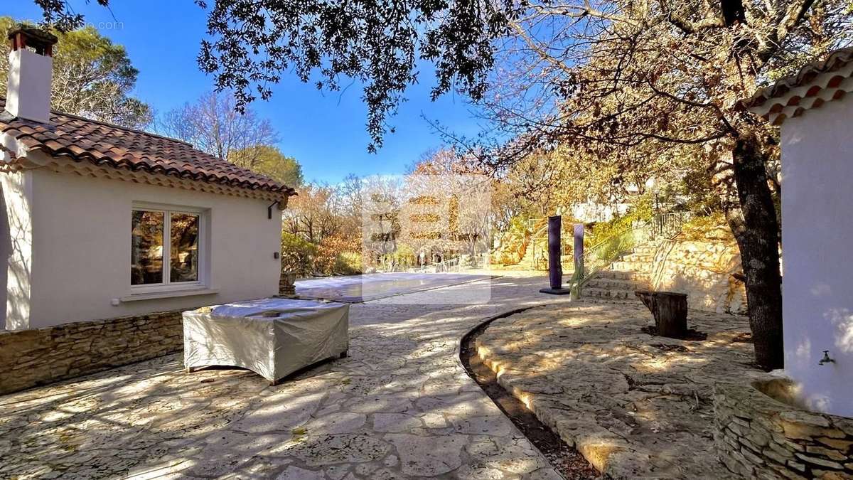 Maison à UZES