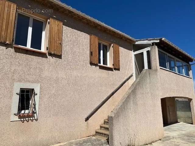 Maison à SAINT-MAXIMIN-LA-SAINTE-BAUME