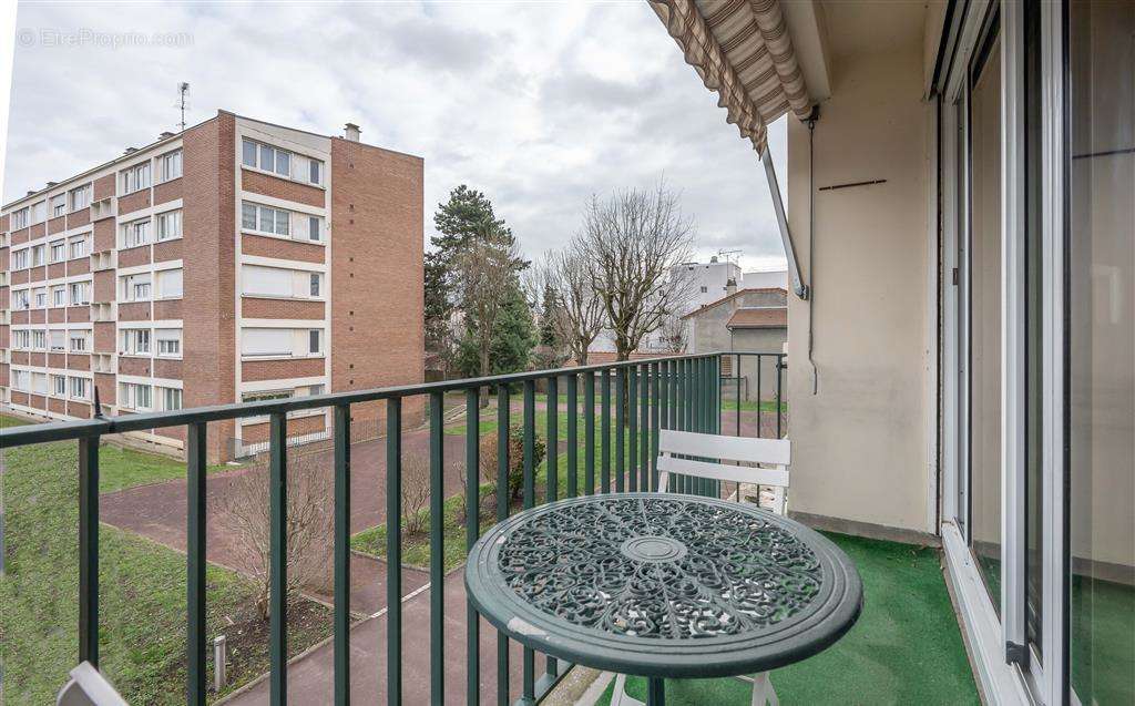 Appartement à LE PERREUX-SUR-MARNE