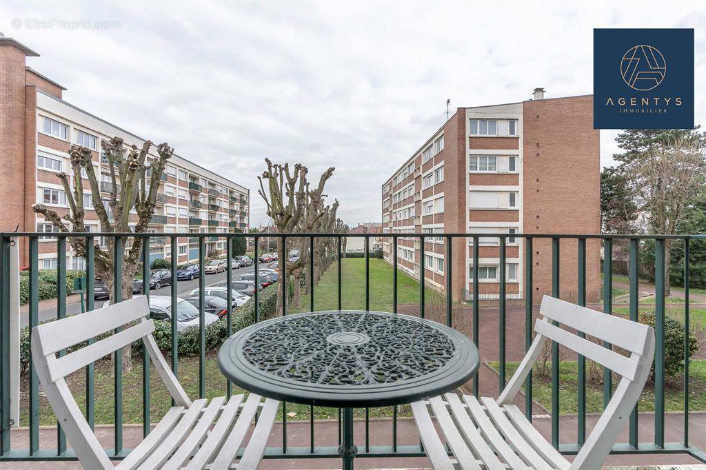 Appartement à LE PERREUX-SUR-MARNE