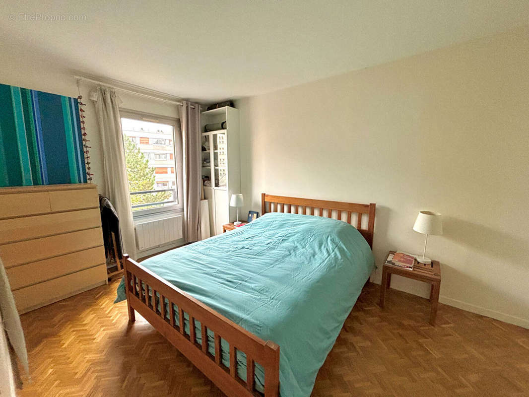 Appartement à PARIS-20E