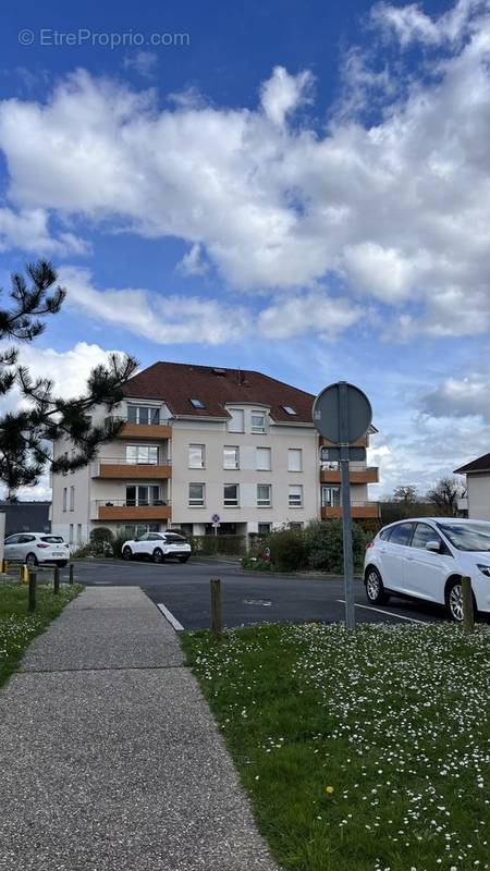 Appartement à SAINT-ETIENNE-DU-ROUVRAY