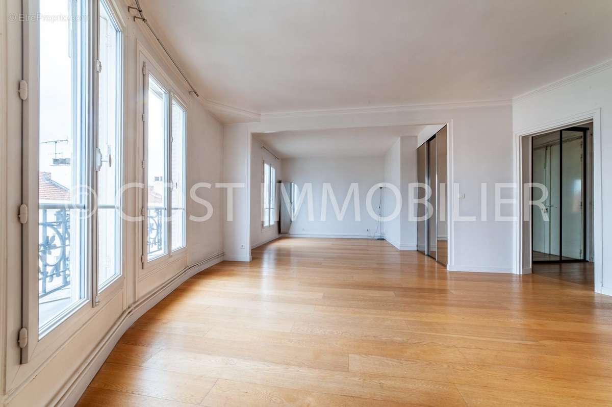 Appartement à ASNIERES-SUR-SEINE