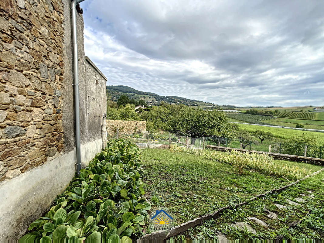 Maison à CHAUSSAN