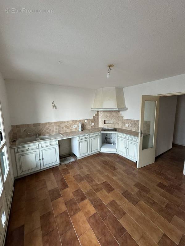 Appartement à CHATEAUNEUF-LES-MARTIGUES