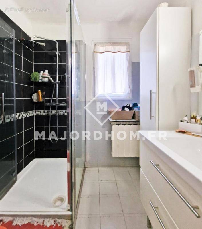 Appartement à MARSEILLE-9E