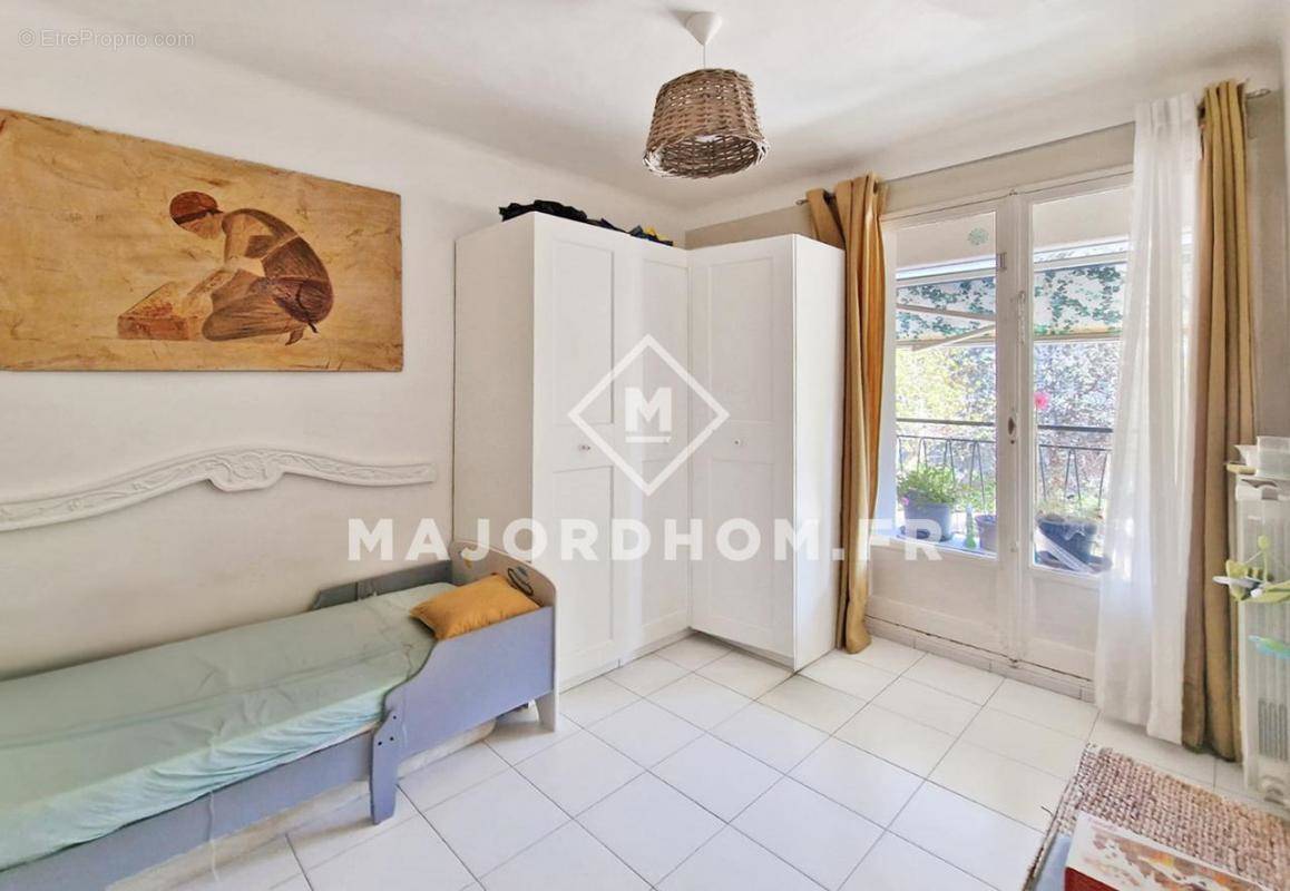 Appartement à MARSEILLE-9E