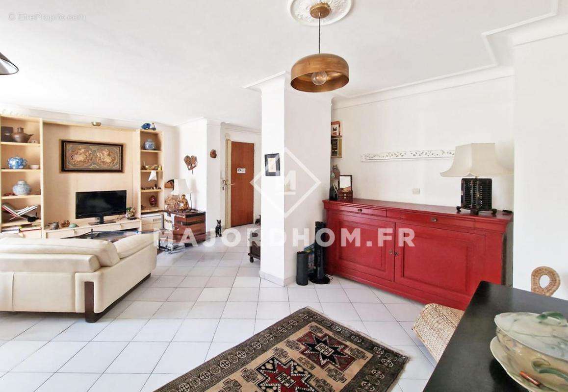 Appartement à MARSEILLE-9E