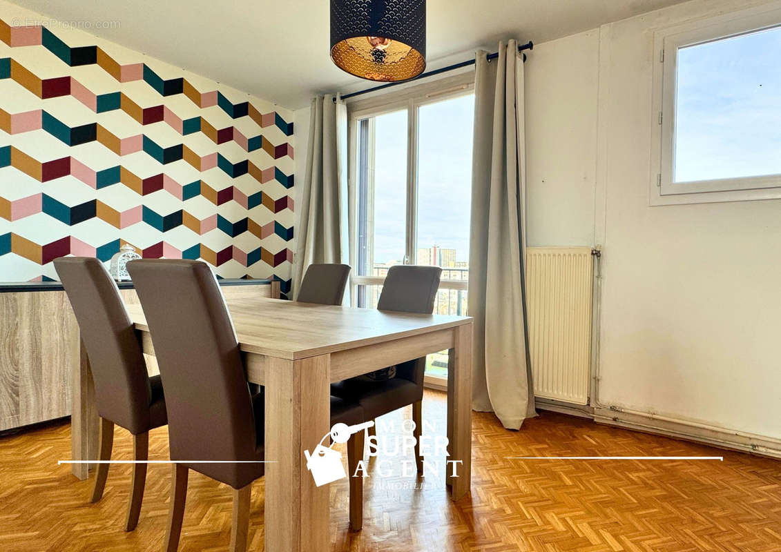 Appartement à MELUN