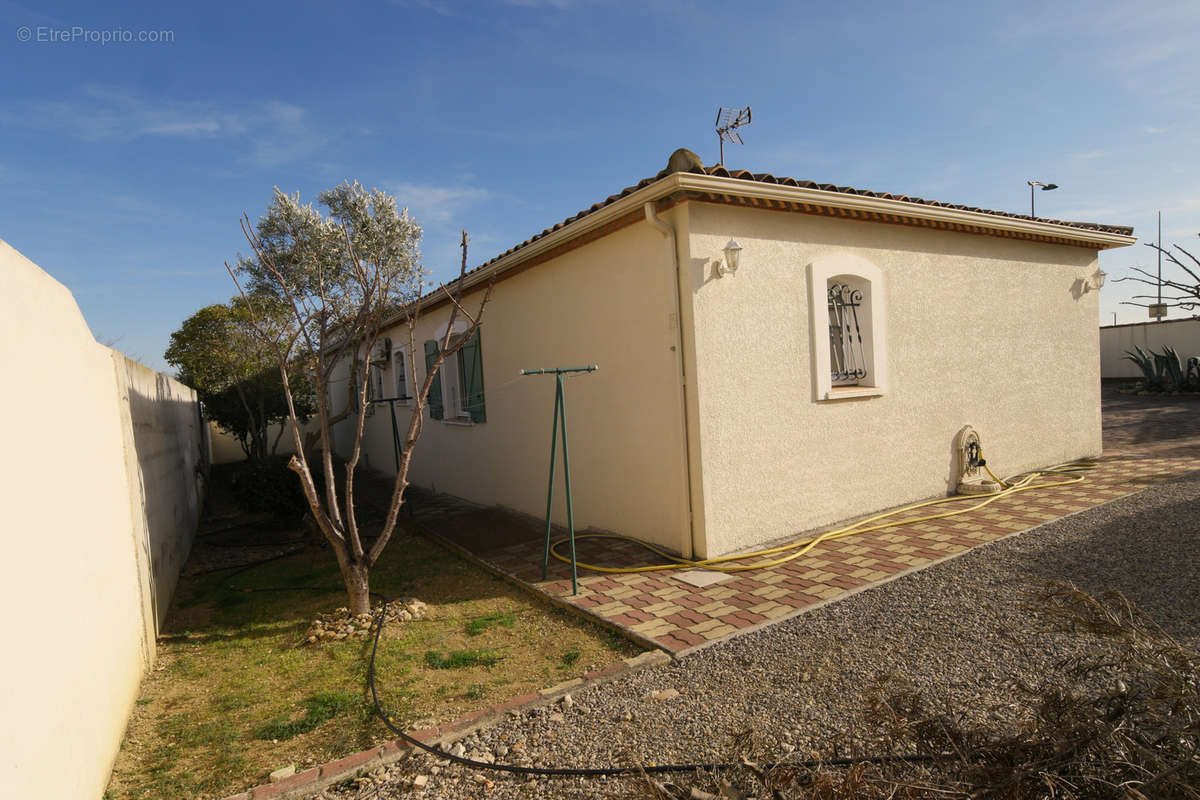 Maison à LEZIGNAN-CORBIERES