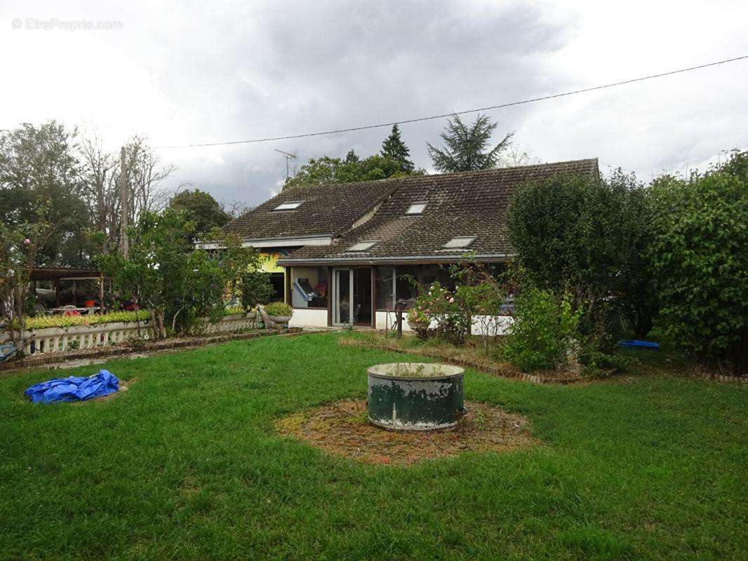 Maison à POULIGNY-SAINT-PIERRE