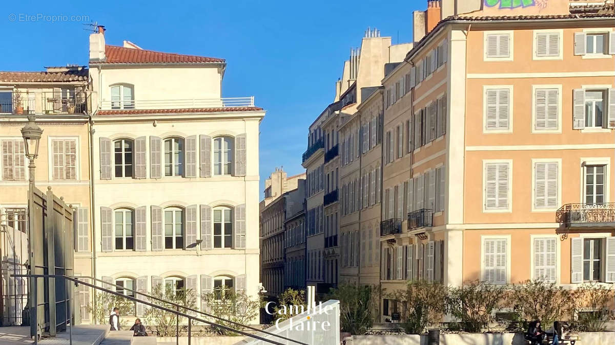 Appartement à MARSEILLE-6E