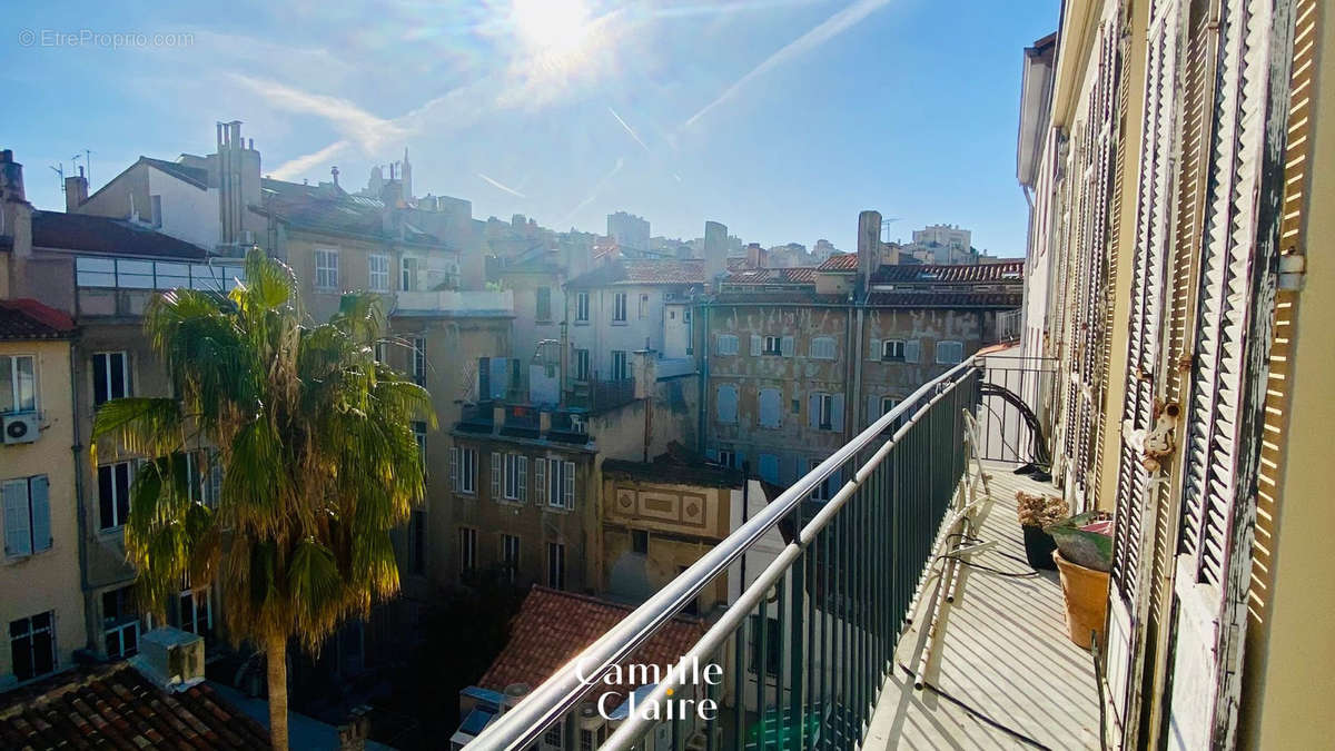 Appartement à MARSEILLE-6E